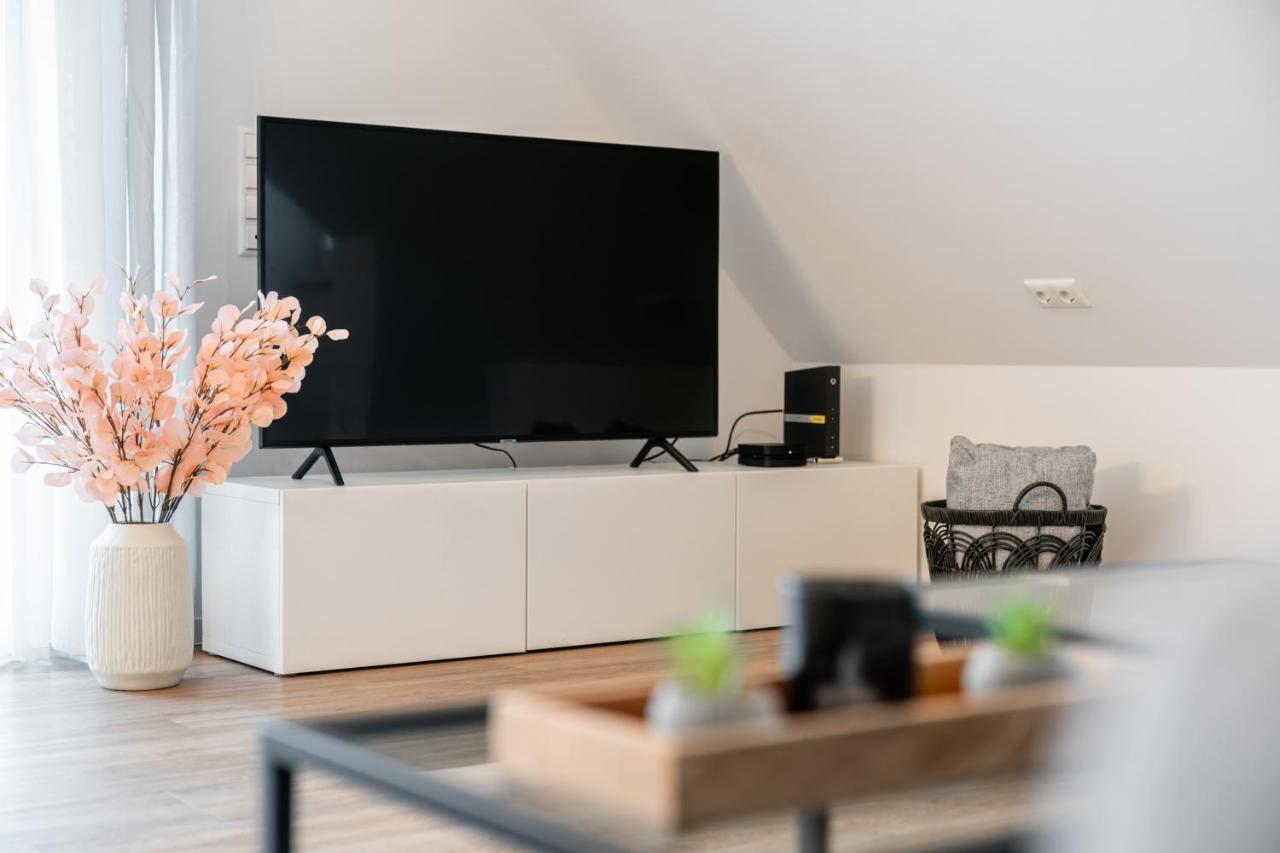 Penthouse Am Marschweg Apartment Oldenburg Ngoại thất bức ảnh